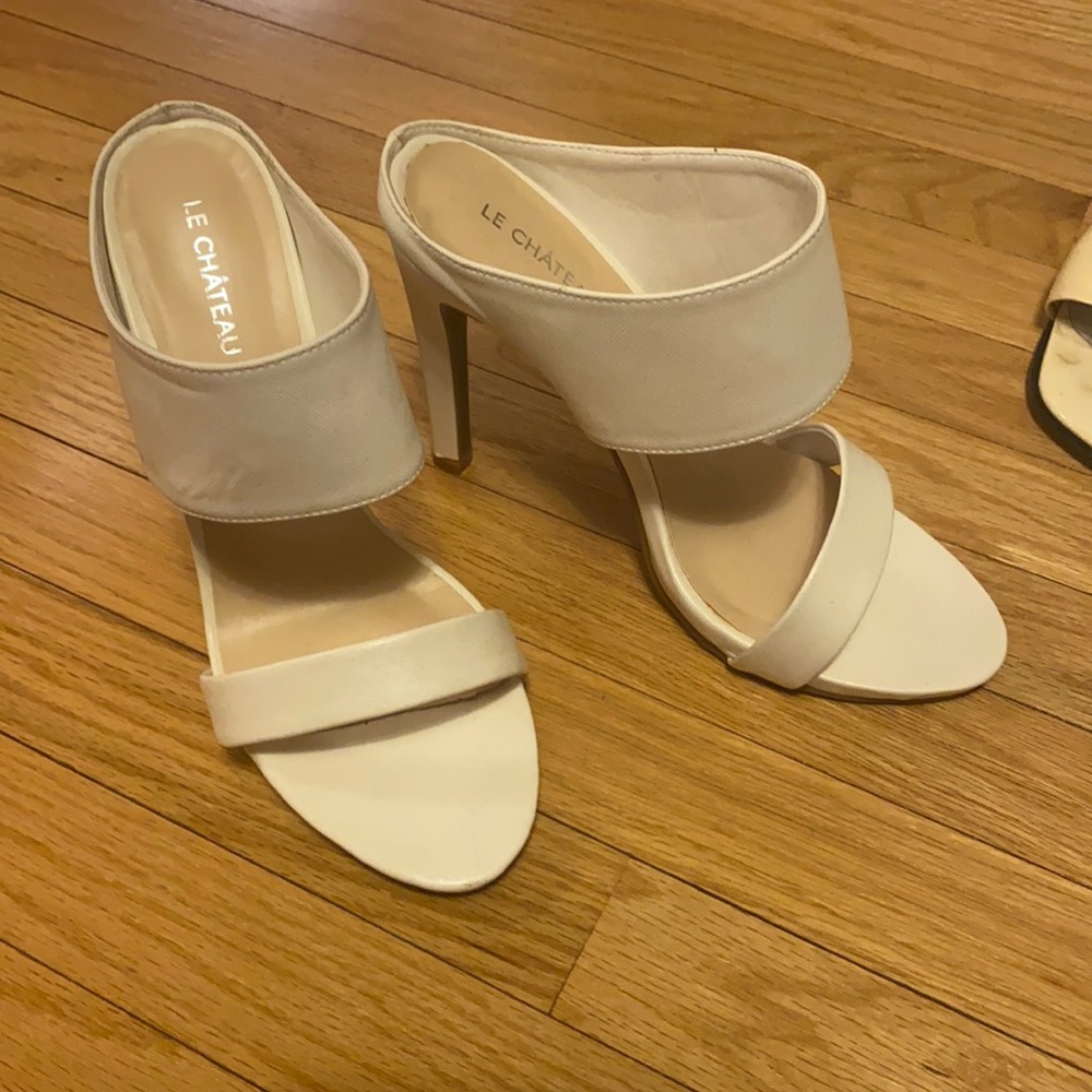 Le Chateau white heels